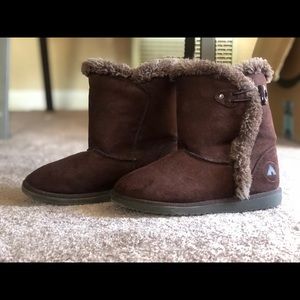 Girls Airwalk brown boots